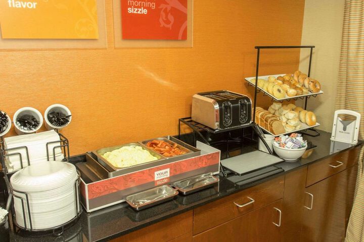 Breakfast/Coffee Service 27 of 56