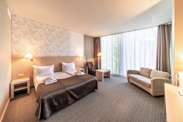 Room 14 of 52