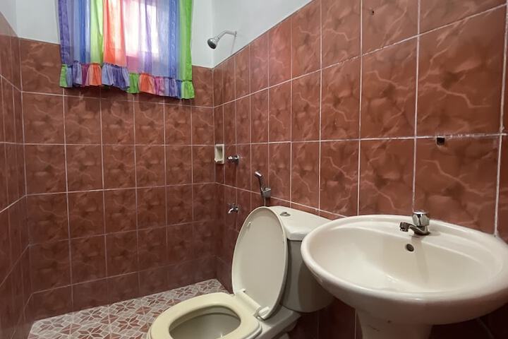 Room 130 of 200