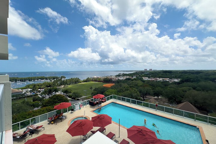 Hotel View 675 of 682