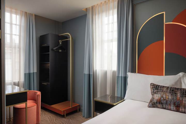 Room 20 of 46