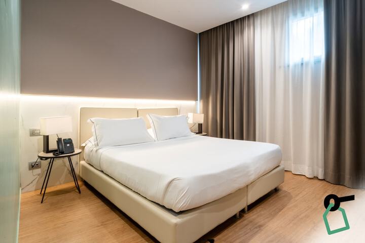 Room 10 of 44