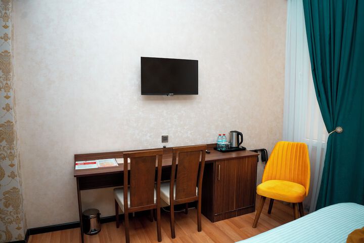 Room 37 of 113
