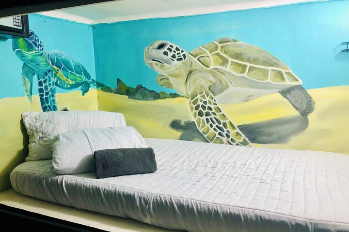 Room 18 of 68
