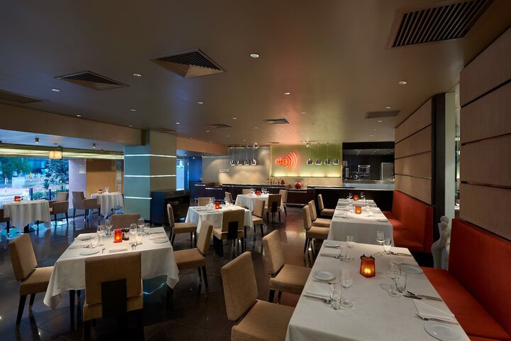 Dining 75 of 130