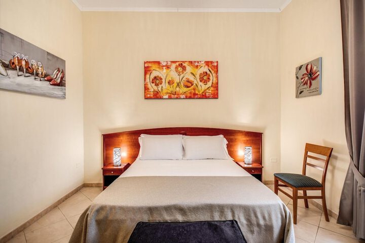 Room 20 of 32