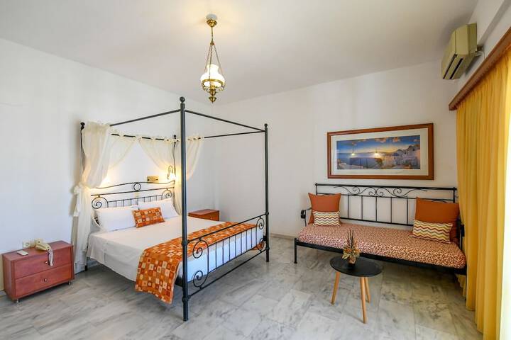 Room 20 of 62
