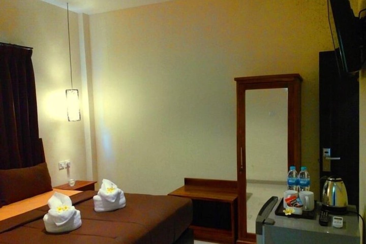 Room 10 of 47