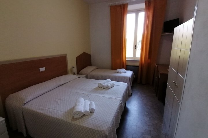 Room 37 of 64
