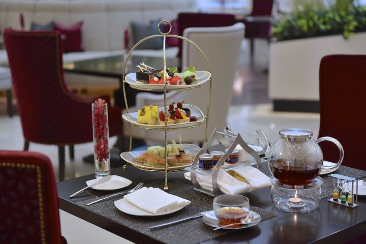 Breakfast/Coffee Service 85 of 107