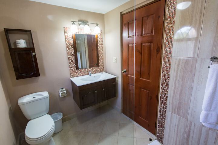 Room 44 of 224