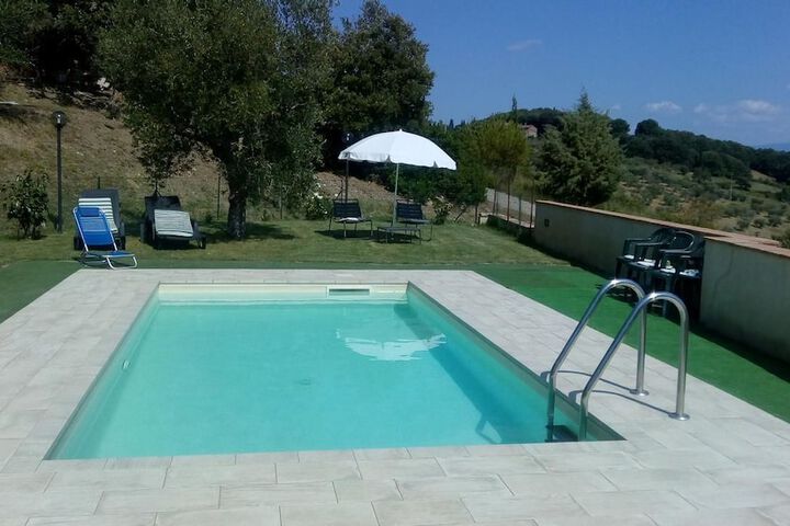Pool 16 of 39