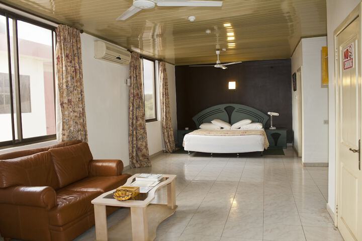 Room 7 of 26