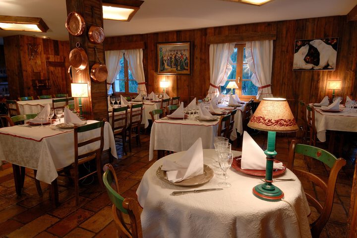 Dining 38 of 71