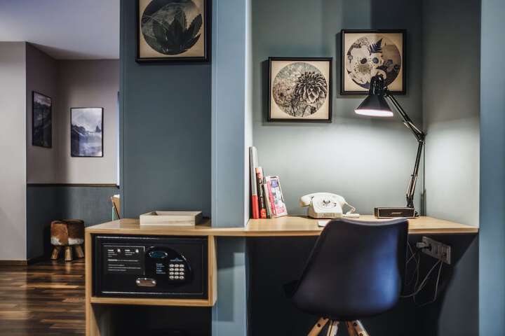 Room 80 of 134