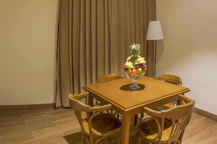 Room 30 of 114