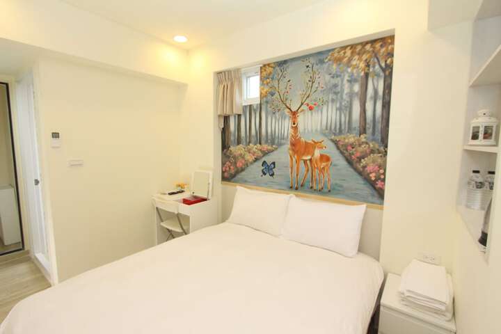 Room 110 of 246