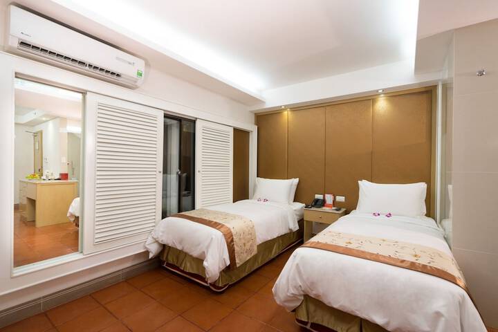 Room 29 of 96