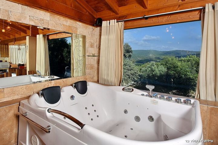 Hot Tub 39 of 70