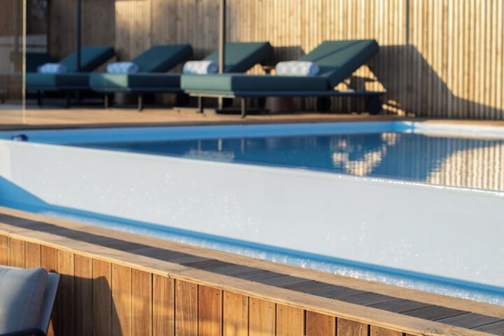 Pool 56 of 80