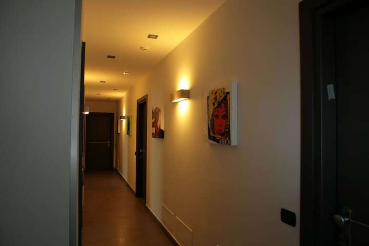 Ballroom/Hall 38 of 65