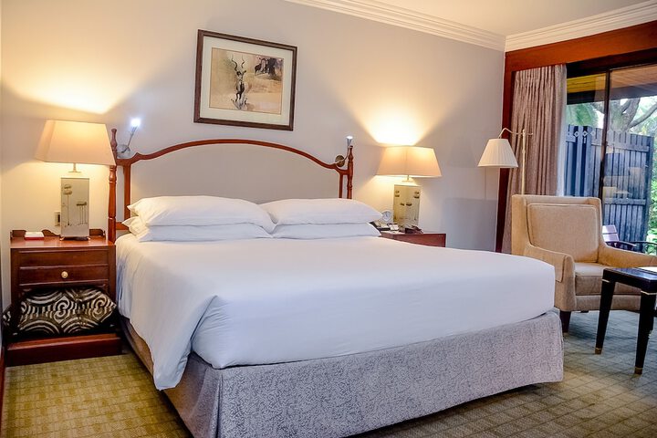 Room 4 of 78