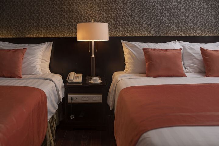 Room 21 of 41