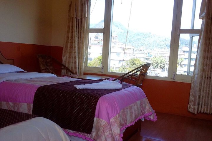 Room 34 of 161