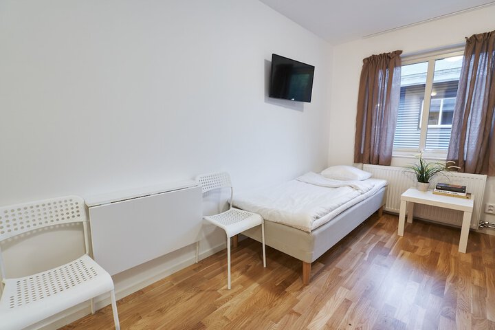 Room 9 of 31