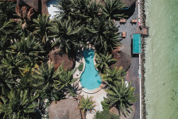 Pool 74 of 141