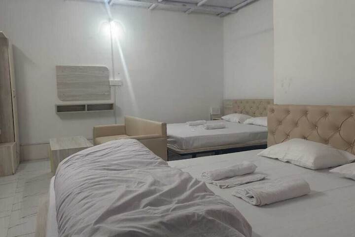 Room 14 of 25