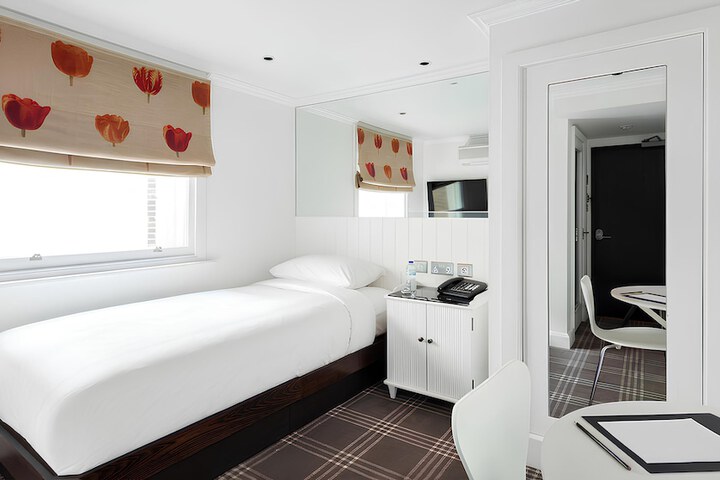 Room 34 of 75