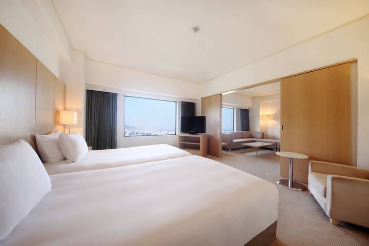 Room 9 of 141