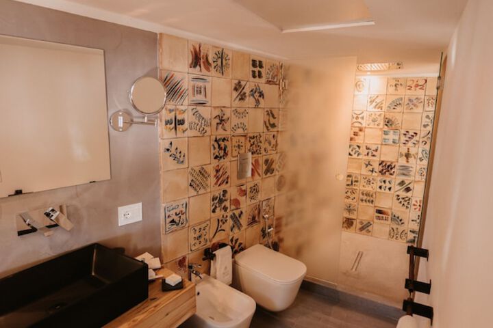 Room 78 of 134