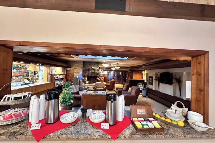 Hotel Interior 5 of 71