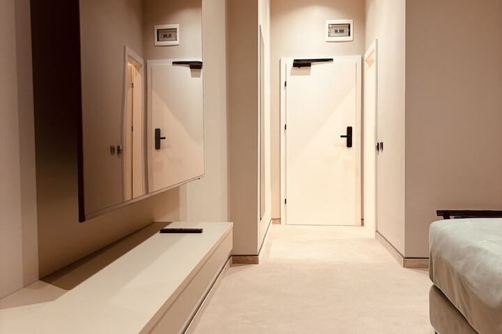 Room 21 of 79