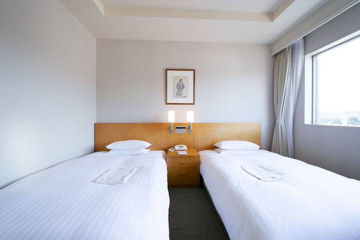 Room 19 of 84