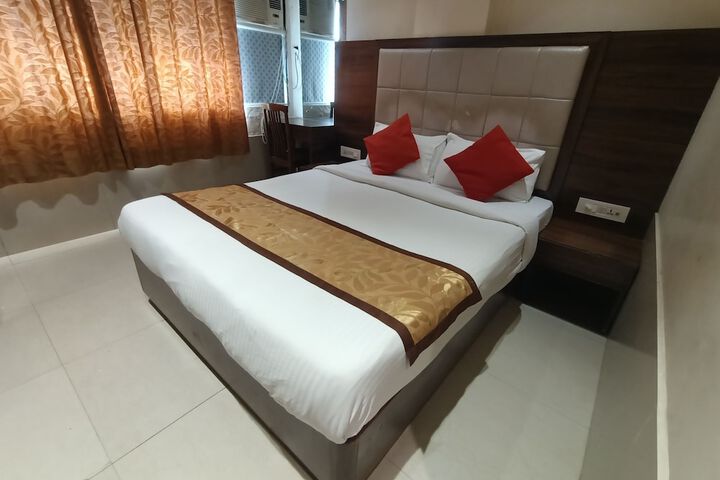 Room 63 of 90