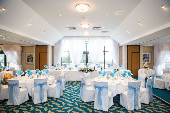 Ballroom/Hall 79 of 84