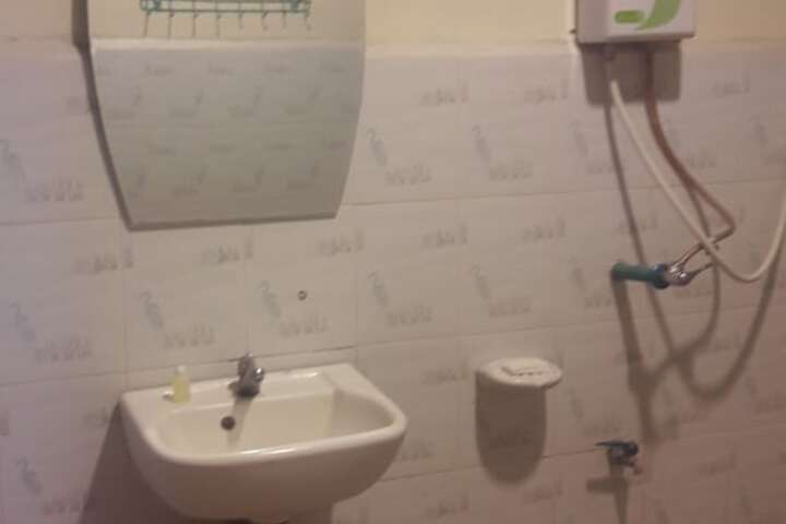 Room 14 of 27