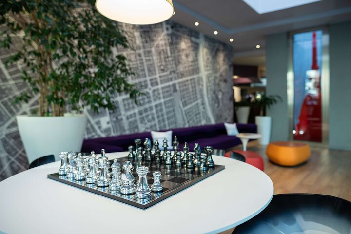 Guest Lobby