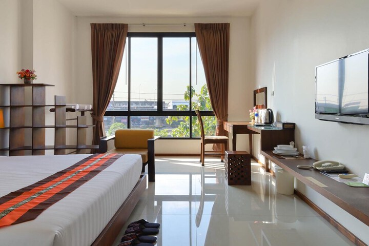 Room 11 of 72