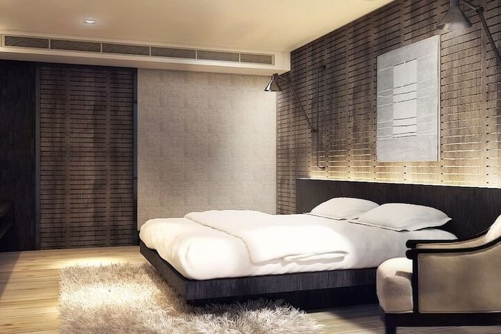 Room 16 of 60