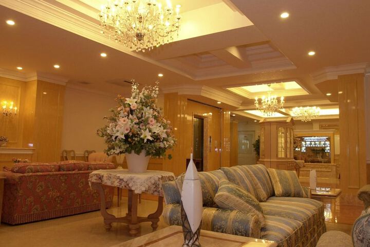 Hotel Interior 4 of 32