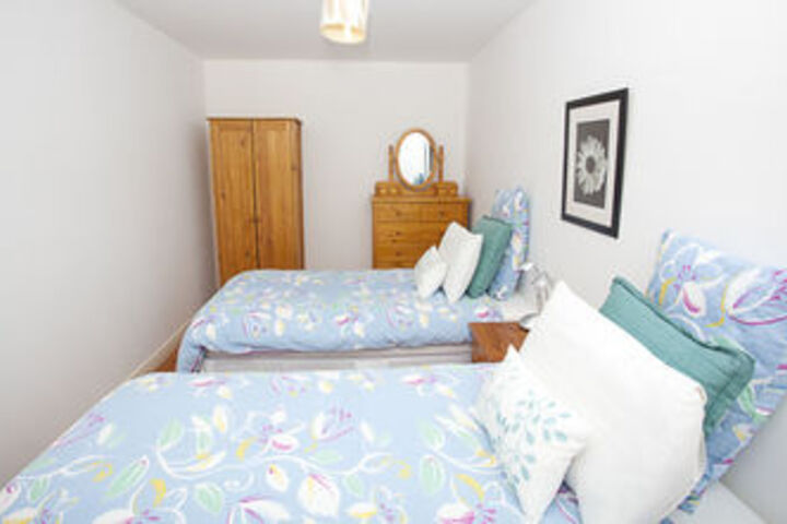 Room 11 of 29