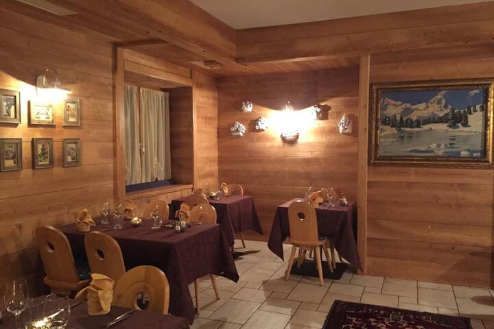 Dining 51 of 69