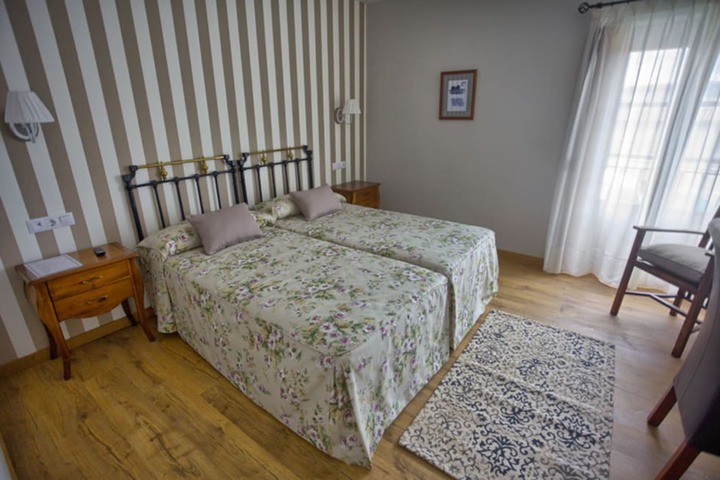 Room 8 of 78