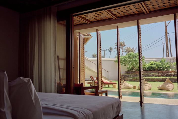 Room 6 of 60