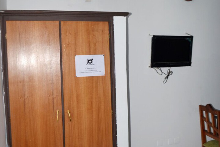 Room 15 of 23