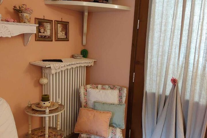 Room 17 of 29